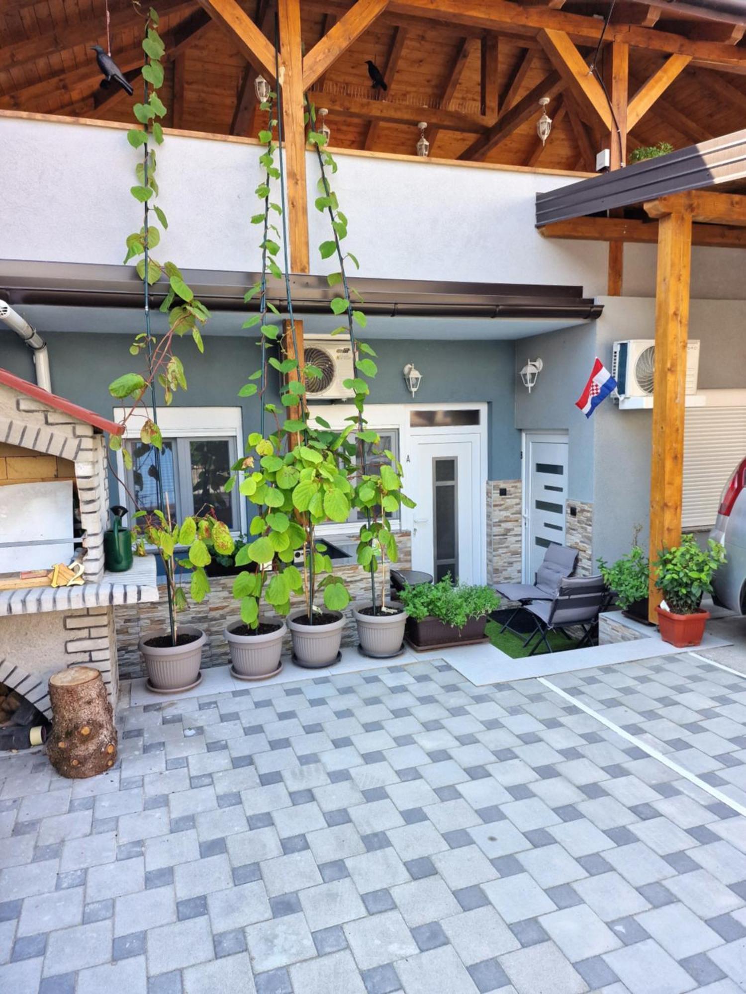 Studio Apartman Lorena Apartment Zagreb Luaran gambar